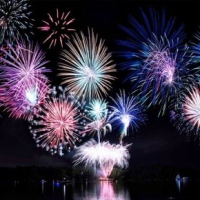 Fuochi d’artificio a Porto Ceresio