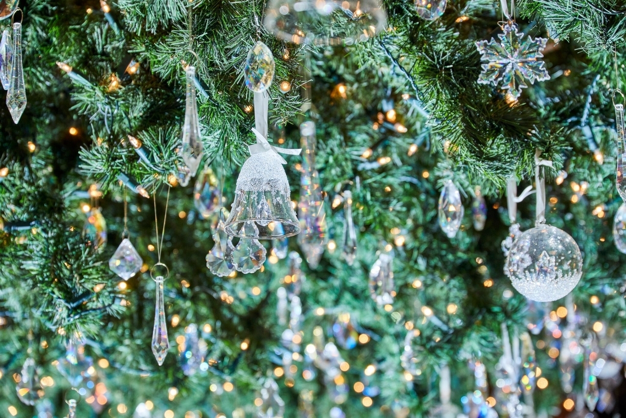 Swarovski Accende L Albero Di Natale A Milano Fashionchannel