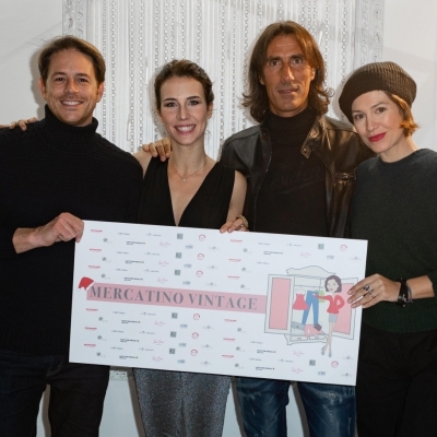 Michelle Carpente ha organizzato un Mercatino Vintage