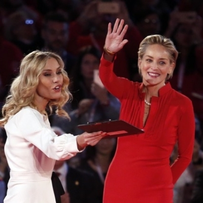 Sharon Stone indossa Chiara Boni