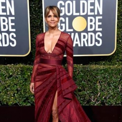 Halle Barry in Loriblu