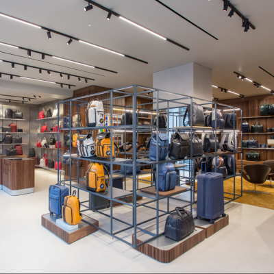 Piquadro nuovo look per il flagship di Corso Buenos Aires