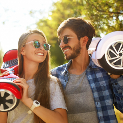 Kasanova presenta l'hoverboard 2.0