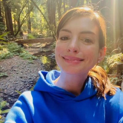 Nuovo look per Anne Hathaway