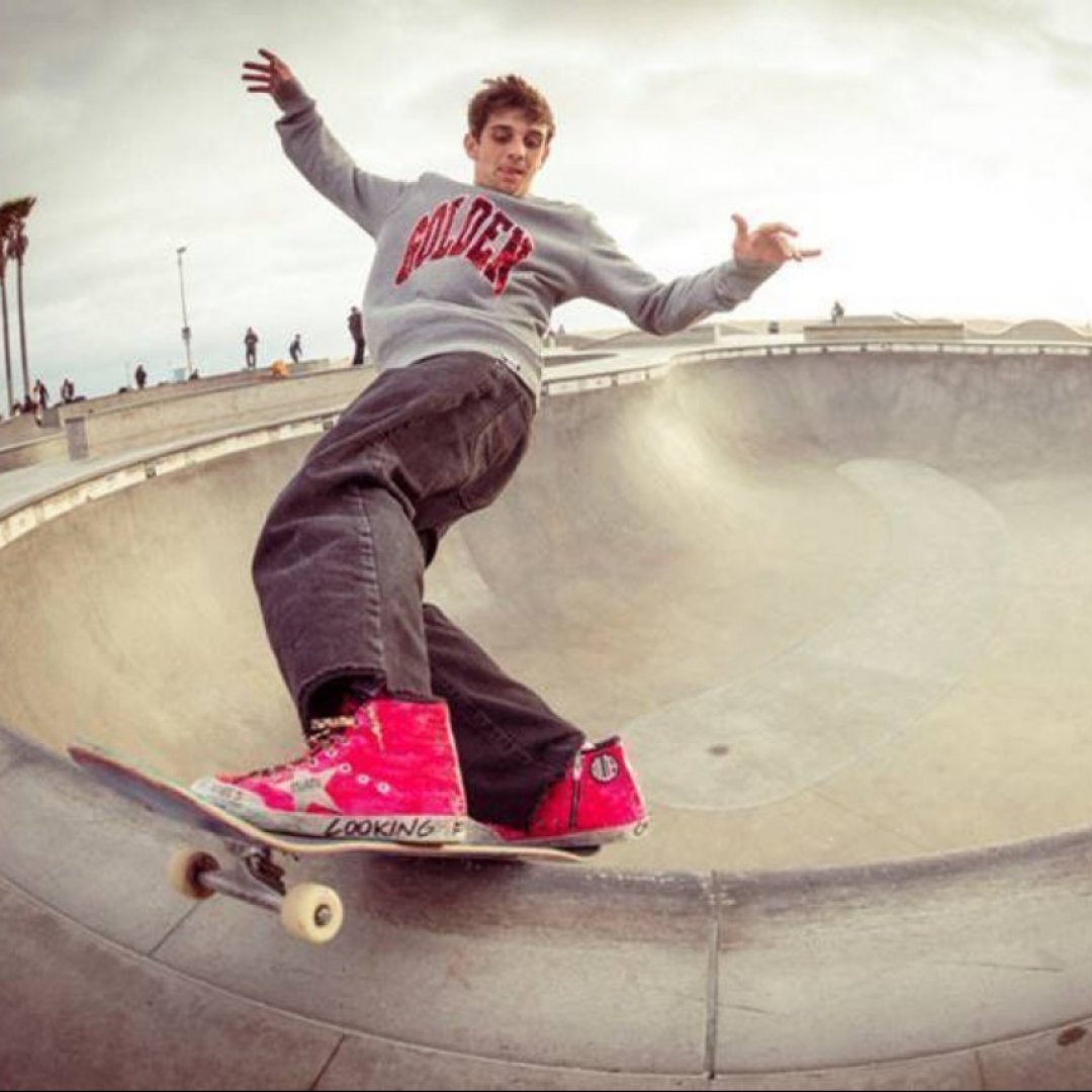 Golden Goose intraprende in viaggio con lo skateboarder Cory Juneau