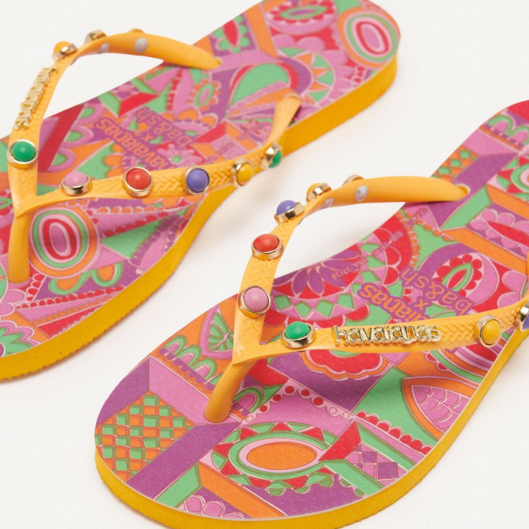 Fantasia alle tue vacanze con le originali infradito Havaianas x Ba&sh