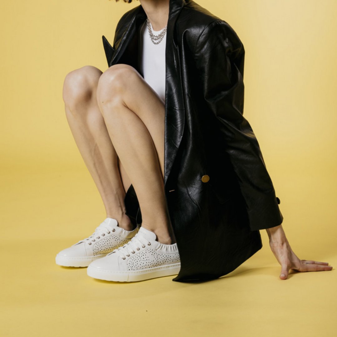 Sneaker Olivia: ogni foro è una stella