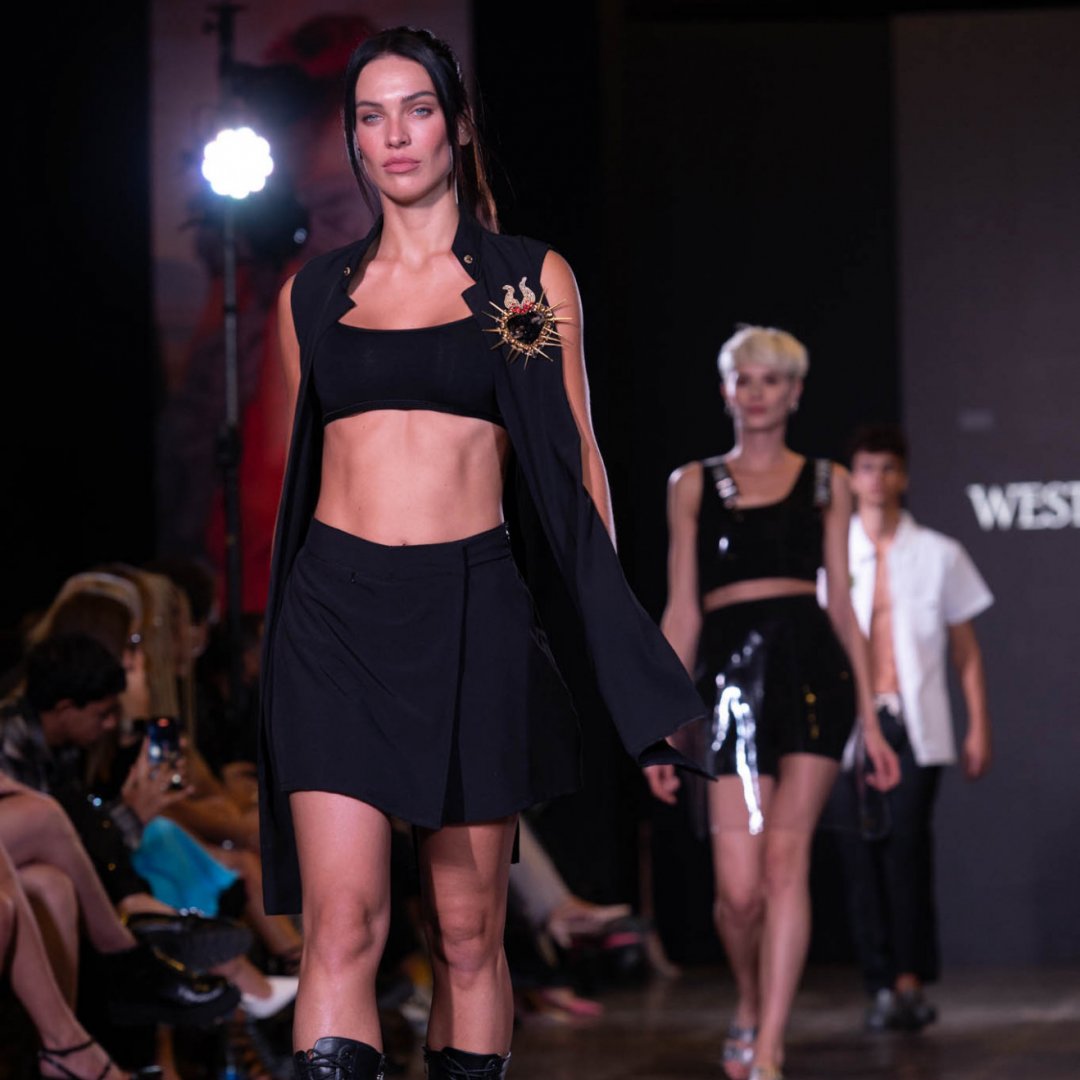 Con West Rose l'abbigliamento professionale diventa prêt-à-porter