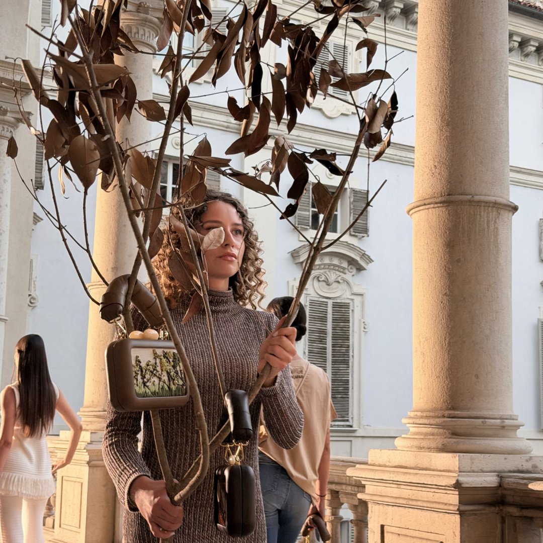 Sy&Vie conquista la Torino Fashion Week con un'elegante installazione artistica