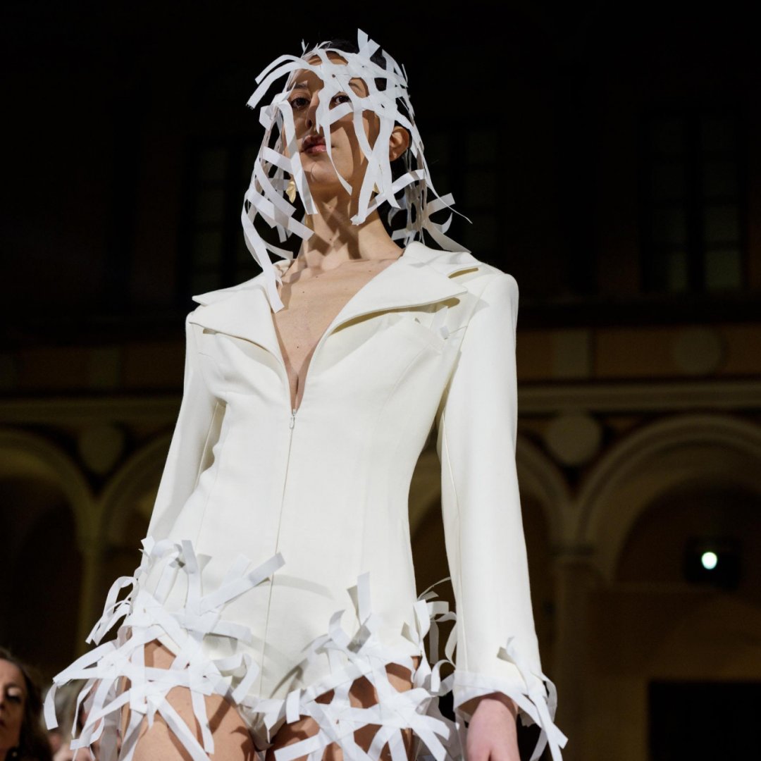 Origami, la nuova Haute Couture di IRA LANGEVIN tra arte, moda e architettura
