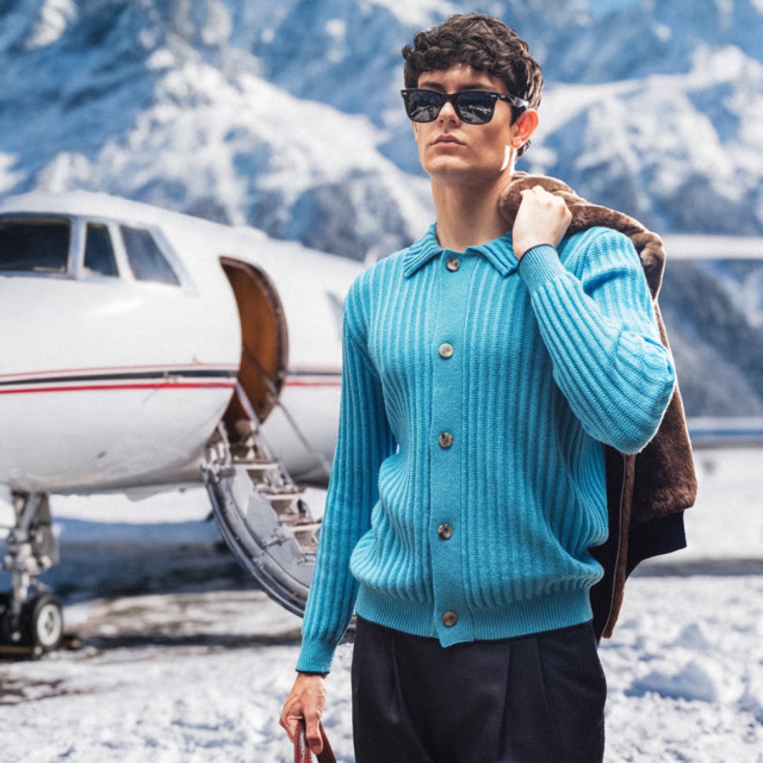 SVEVO FW 2026/27: il cashmere si accende di turchese